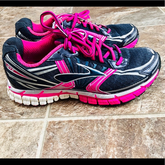 asics brooks asics brooks